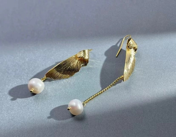 Baroque asymmetric heavy freshwater pearl embellished elegant earrings