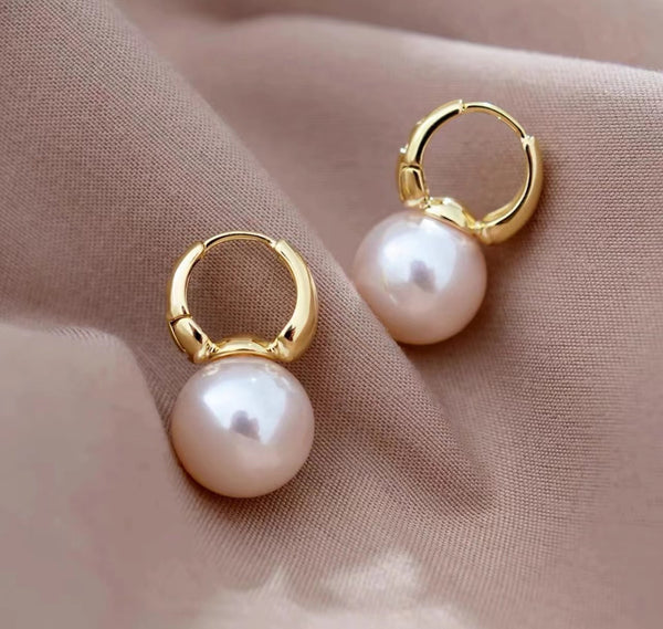 Copper alloy freshwater pearl earrings